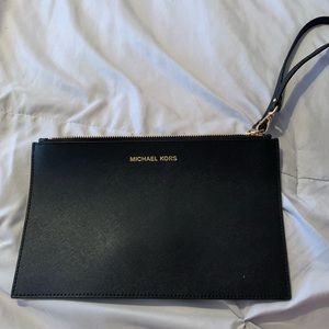Michael Kors Wristlet